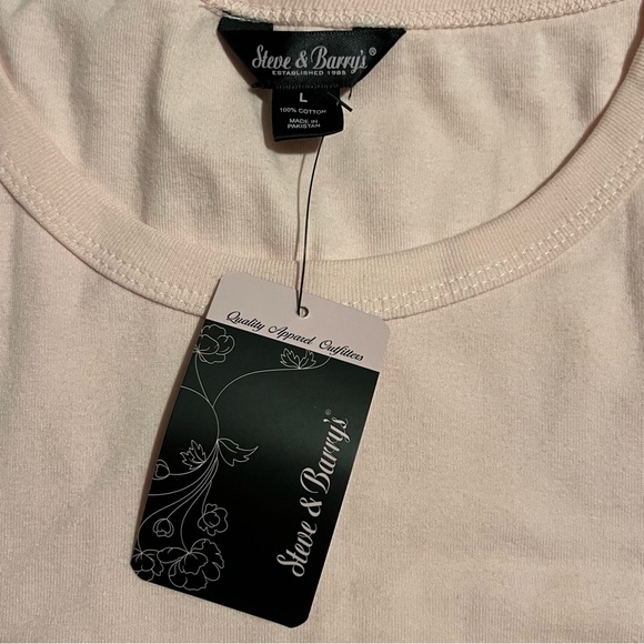 Steve & Barry’s • Large • Light pink basic T • NWT - Picture 4 of 7